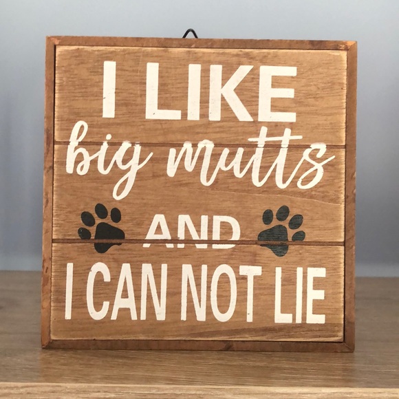 “I Like Big Mutts” home decor. Like new. - Picture 1 of 9